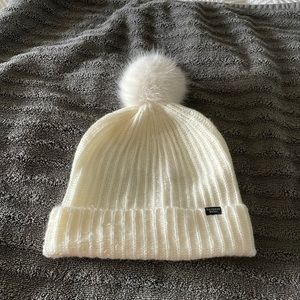 VS knit beanie hat